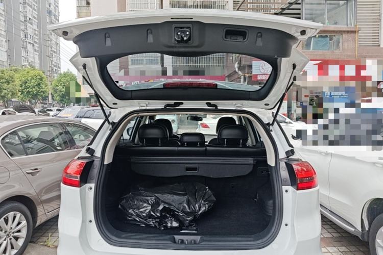 Used Geely Auto Emgrand X7 Sport 2016 1.8TD Automatic Smart Connectivity Version Trunk