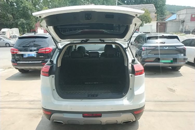 Used Geely Auto Emgrand X7 Sport 2016 1.8TD Automatic Smart Connectivity Version Trunk