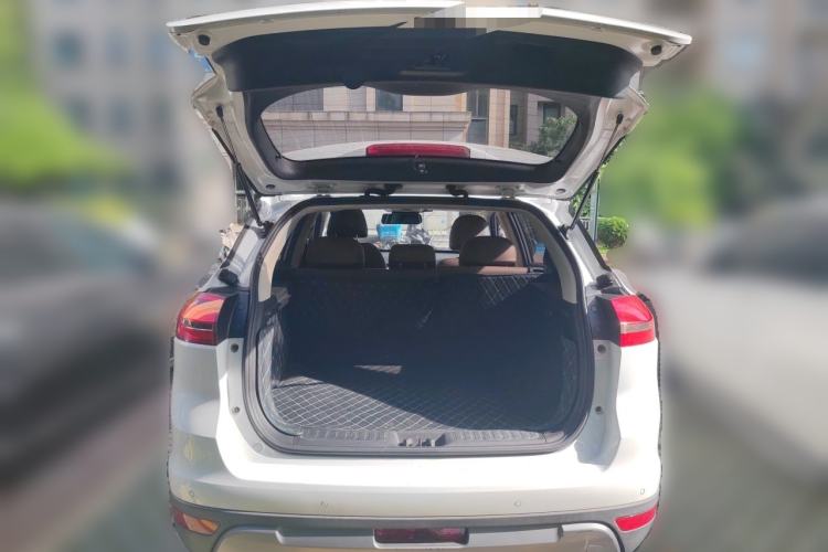 Used Geely Auto Emgrand X7 Sport 2016 1.8TD Automatic ZhiZun Version Trunk