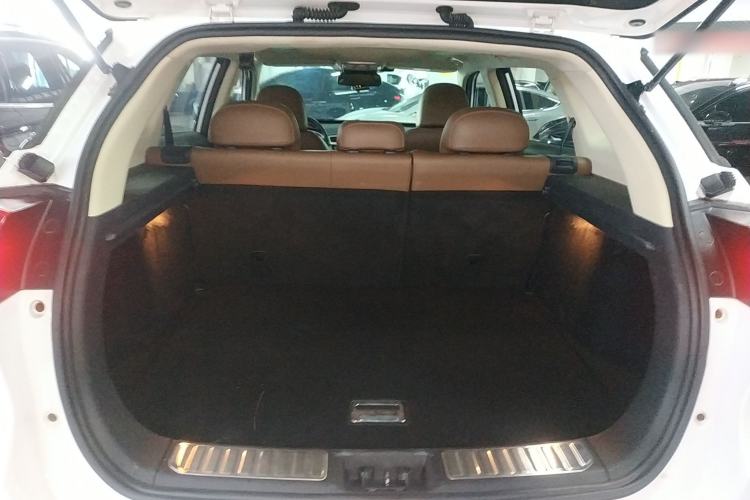 Used Geely Auto Emgrand X7 Sport 2016 1.8TD Automatic ZhiZun Version Trunk