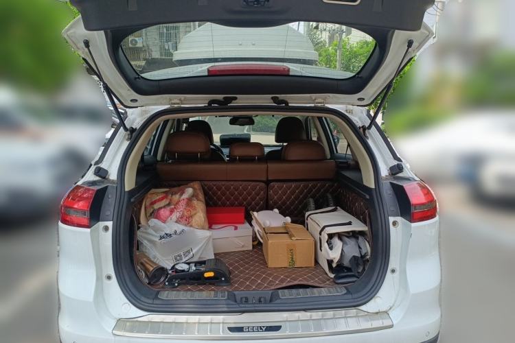 Used Geely Auto Emgrand X7 Sport 2016 1.8TD Automatic ZhiZun Version Trunk