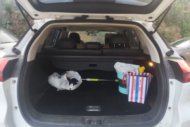 Used Geely Auto Emgrand X7 Sport 2016 2.0L Manual Smart Connect Version Trunk