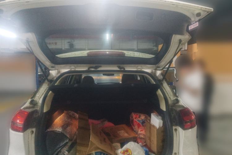 Used Geely Auto Emgrand X7 Sport 2016 1.8TD Automatic All-Wheel-Drive ZhiZun Edition Trunk