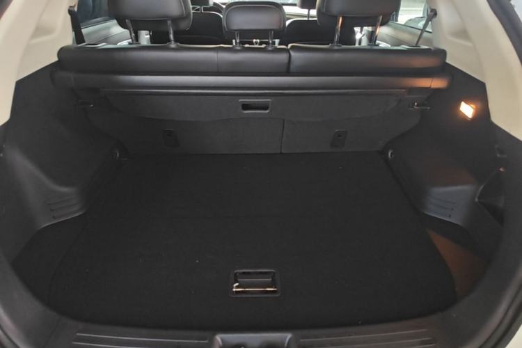 Used Geely Auto Emgrand X7 Sport 2016 2.0L Manual ZhiShang Version Trunk