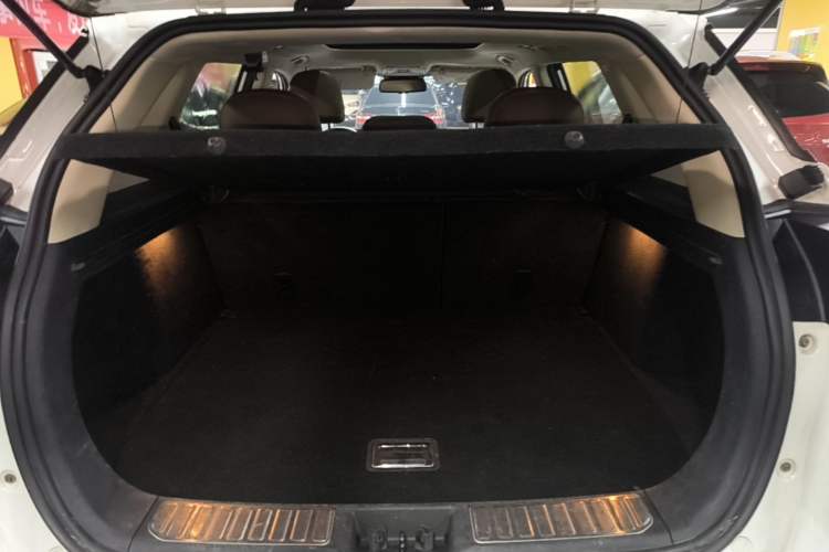 Used Geely Auto Emgrand X7 Sport 2016 1.8TD Automatic ZhiZun Version Trunk