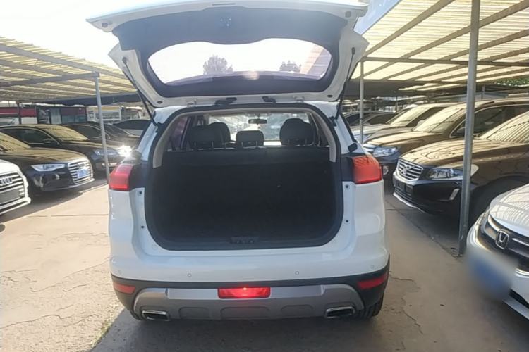 Used Geely Auto Emgrand X7 Sport 2016 1.8TD Automatic Smart Connectivity Version Trunk