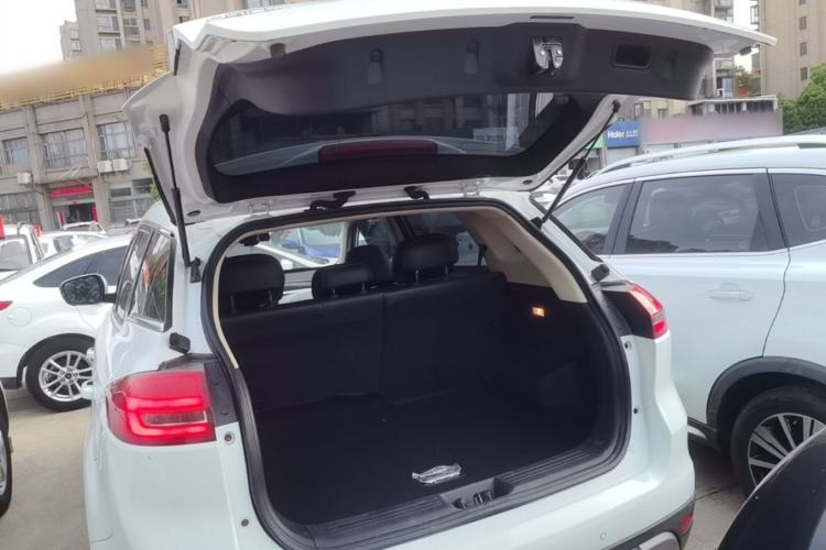Used Geely Auto Emgrand X7 Sport 2016 1.8TD Automatic Smart Model Trunk