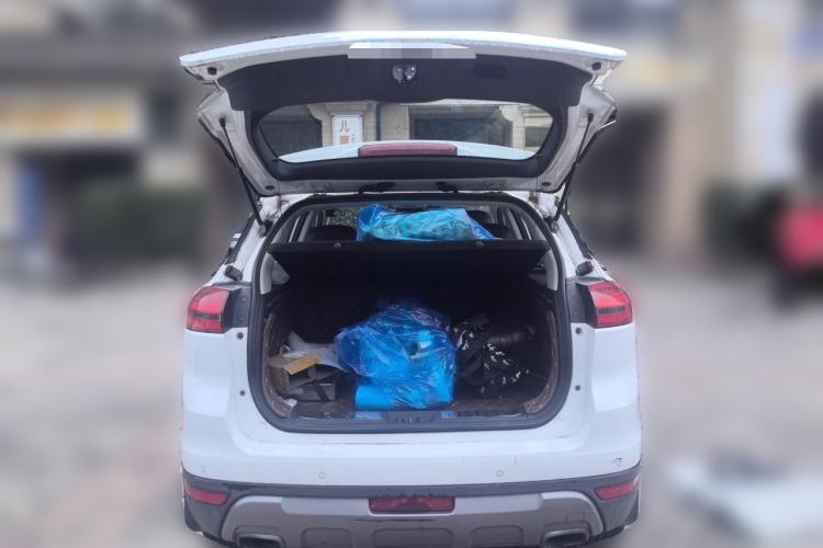 Used Geely Auto Emgrand X7 Sport 2016 1.8TD Automatic ZhiZun Version Trunk