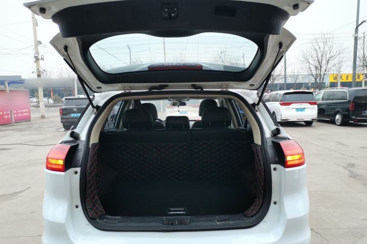 Used Geely Auto Emgrand X7 Sport 2016 1.8TD Automatic Smart Connectivity Version Trunk