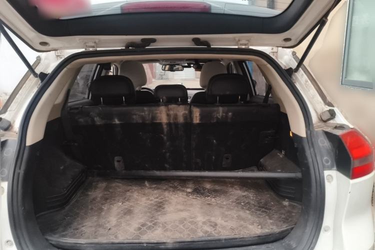 Used Geely Auto Emgrand X7 Sport 2016 1.8TD Automatic Smart Model Trunk