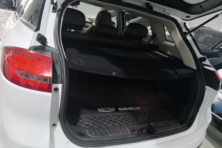 Used Geely Auto Emgrand X7 Sport 2016 1.8TD Automatic ZhiZun Version Trunk