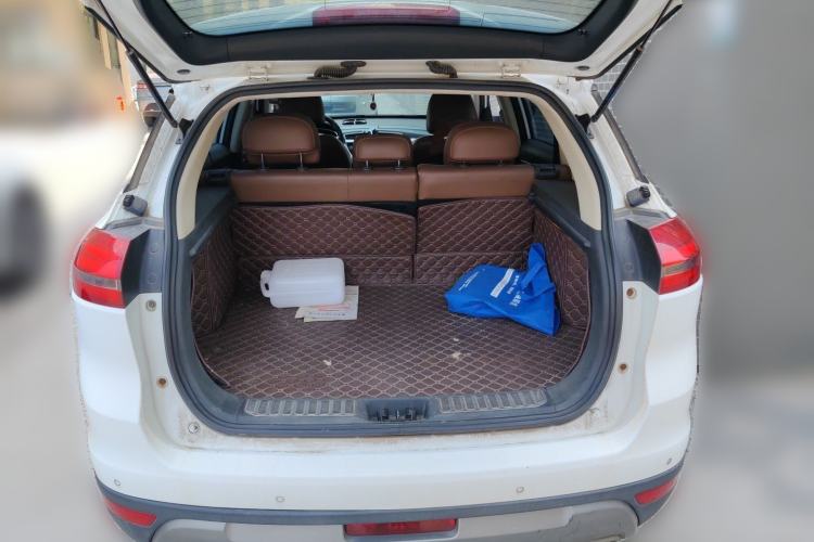 Used Geely Auto Emgrand X7 Sport 2016 1.8TD Automatic All-Wheel Drive Smart Version Trunk
