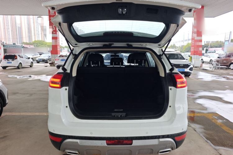 Used Geely Auto Emgrand X7 Sport 2016 2.0L Manual ZhiShang Version Trunk