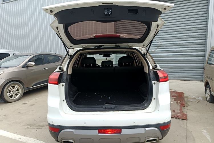 Used Geely Auto Emgrand X7 Sport 2016 2.0L Manual Smart Connect Version Trunk