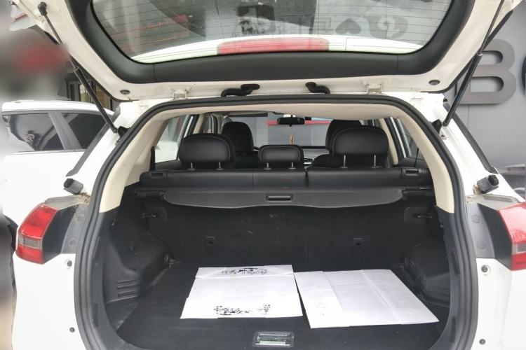 Used Geely Auto Emgrand X7 Sport 2016 1.8TD Automatic ZhiShang Model Trunk