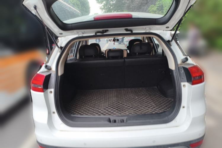 Used Geely Auto Emgrand X7 Sport 2016 1.8TD Automatic Smart Connectivity Version Trunk