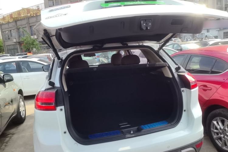 Used Geely Auto Emgrand X7 Sport 2016 1.8TD Automatic ZhiZun Version Trunk