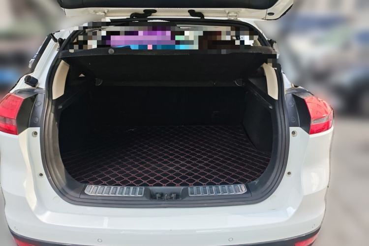 Used Geely Auto Emgrand X7 Sport 2016 1.8TD Automatic ZhiZun Version Trunk