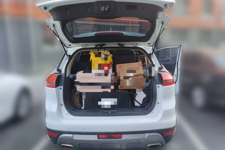 Used Geely Auto Emgrand X7 Sport 2016 1.8TD Automatic Smart Model Trunk