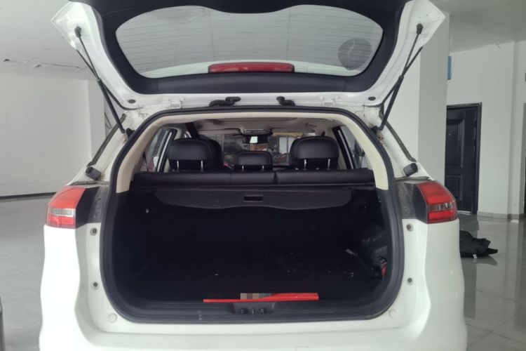 Used Geely Auto Emgrand X7 Sport 2016 1.8TD Automatic Smart Model Trunk
