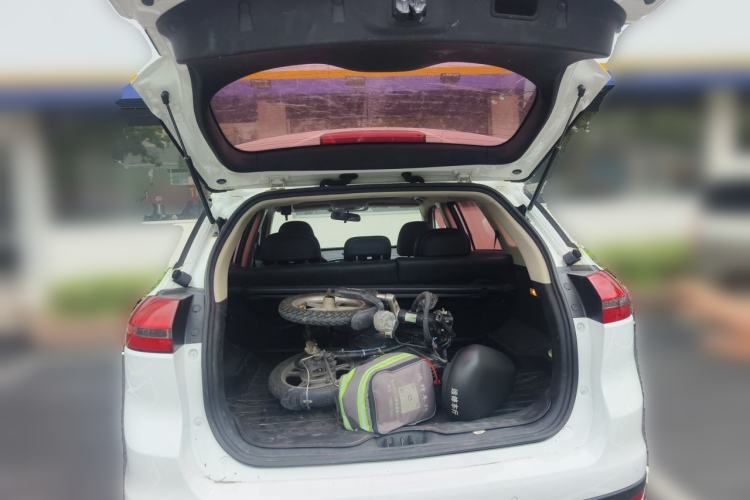 Used Geely Auto Emgrand X7 Sport 2016 2.0L Manual Smart Connect Version Trunk