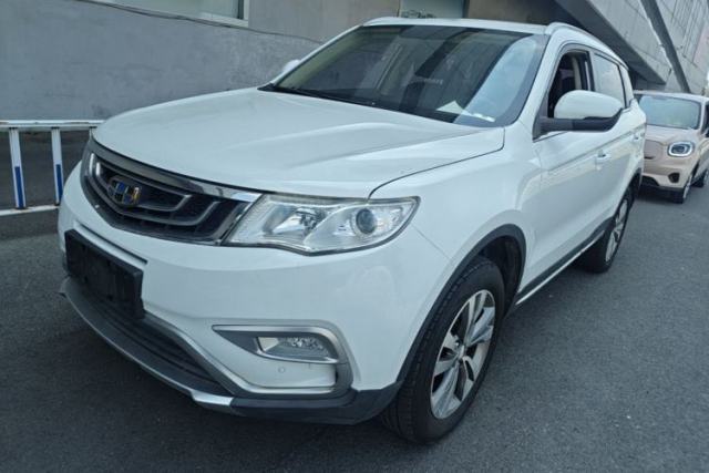 Ojetý Geely Auto Emgrand X7 Sport 2016 2.0L Manual ZhiShang Version