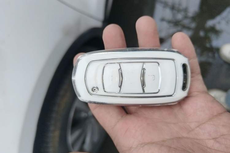 Used Geely Auto Emgrand X7 Sport 2016 1.8TD Automatic Smart Model Vehicle Key