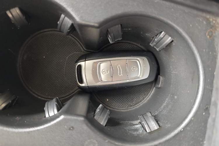 Used Geely Auto Emgrand X7 Sport 2016 1.8TD Automatic ZhiZun Version Vehicle Key