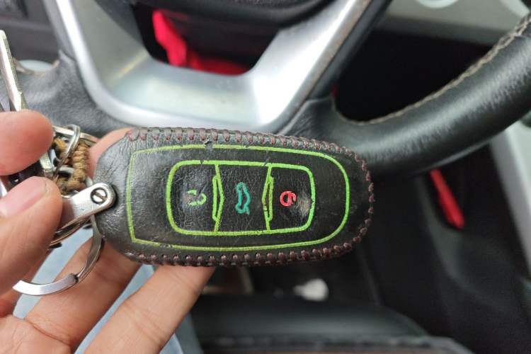 Used Geely Auto Emgrand X7 Sport 2016 1.8TD Automatic ZhiShang Model Vehicle Key