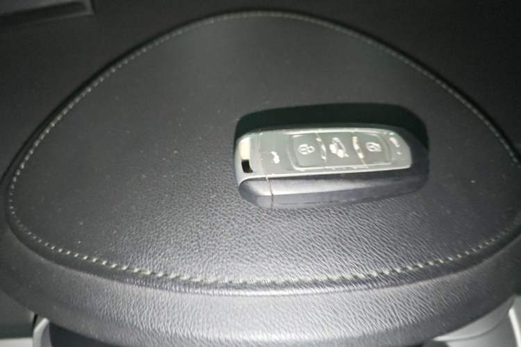 Used Geely Auto Emgrand X7 Sport 2016 1.8TD Automatic ZhiZun Version Vehicle Key