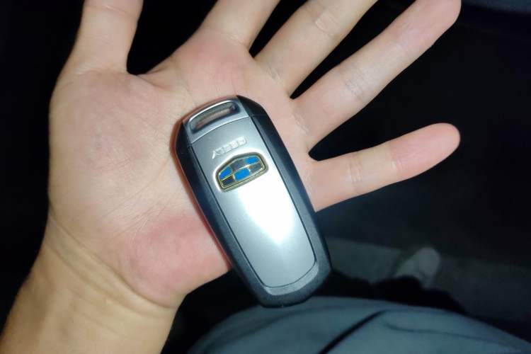 Used Geely Auto Emgrand X7 Sport 2016 1.8TD Automatic ZhiZun Version Vehicle Key