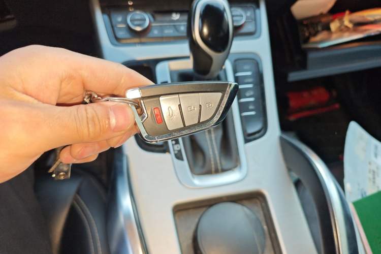 Used Geely Auto Emgrand X7 Sport 2016 1.8TD Automatic Smart Model Vehicle Key