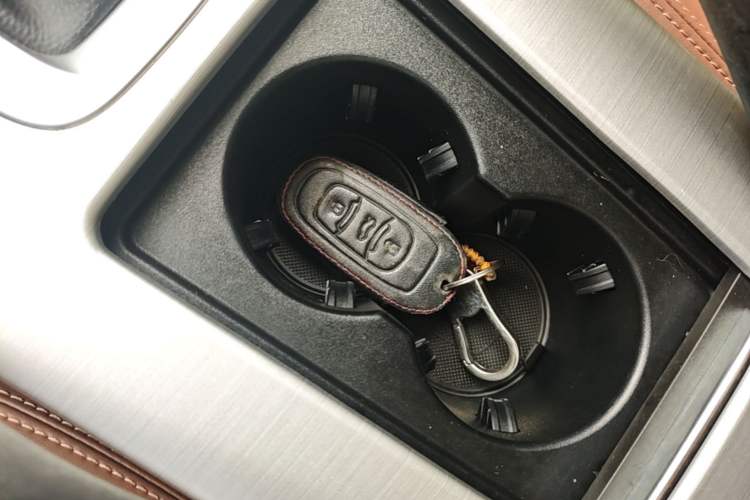Used Geely Auto Emgrand X7 Sport 2016 1.8TD Automatic ZhiZun Version Vehicle Key