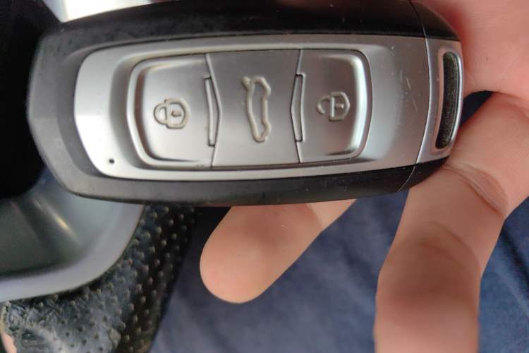 Used Geely Auto Emgrand X7 Sport 2016 1.8TD Automatic ZhiShang Model Vehicle Key