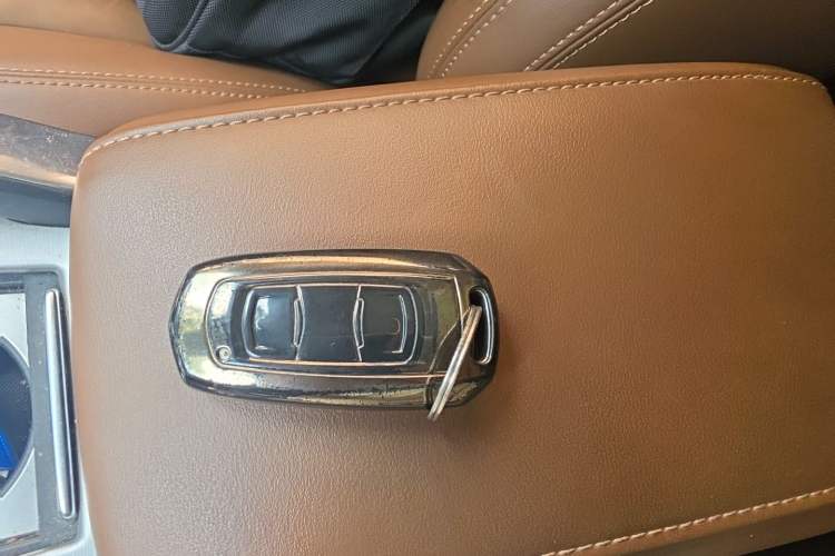 Used Geely Auto Emgrand X7 Sport 2016 1.8TD Automatic ZhiZun Version Vehicle Key