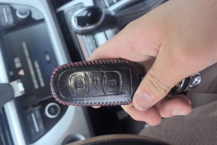 Used Geely Auto Emgrand X7 Sport 2016 1.8TD Automatic ZhiZun Version Vehicle Key