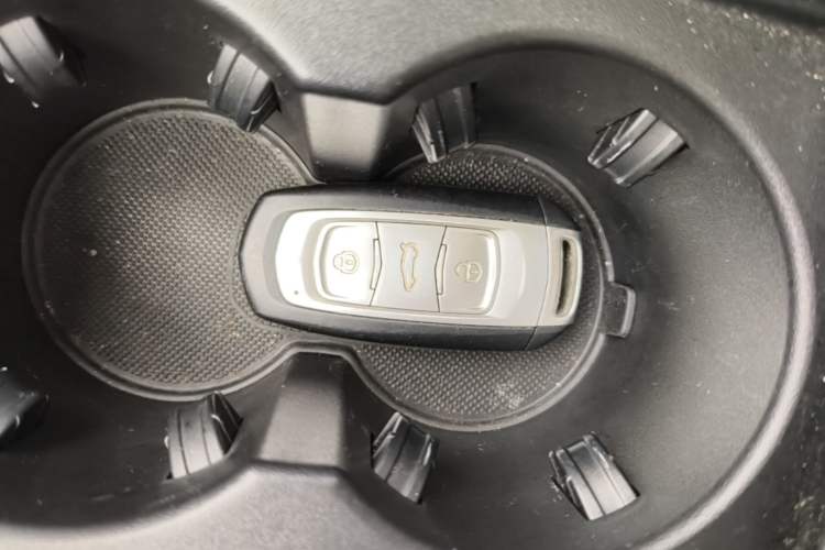 Used Geely Auto Emgrand X7 Sport 2016 1.8TD Automatic Smart Model Vehicle Key