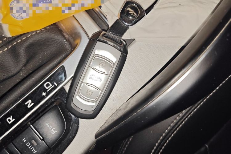 Used Geely Auto Emgrand X7 Sport 2016 1.8TD Automatic ZhiShang Model Vehicle Key