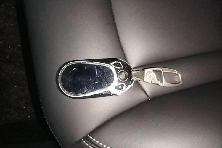 Used Geely Auto Emgrand X7 Sport 2016 1.8TD Automatic ZhiShang Model Vehicle Key
