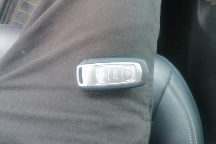 Used Geely Auto Emgrand X7 Sport 2016 1.8TD Automatic Smart Model Vehicle Key