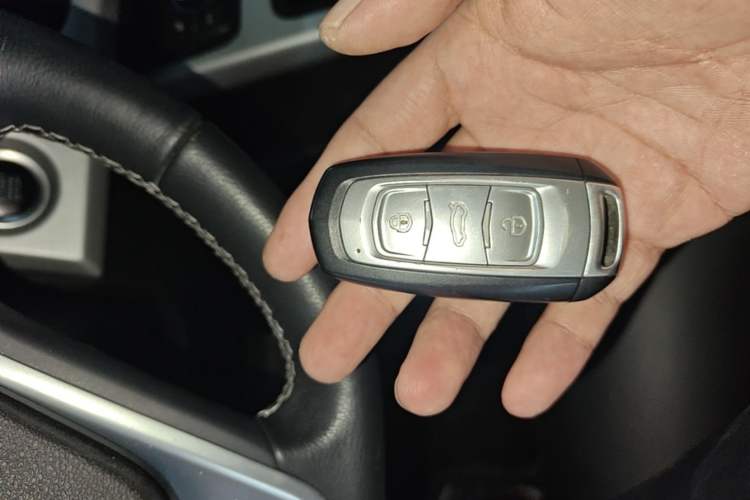 Used Geely Auto Emgrand X7 Sport 2016 1.8TD Automatic Smart Model Vehicle Key