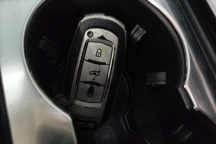 Used Geely Auto Emgrand X7 Sport 2016 1.8TD Automatic ZhiZun Version Vehicle Key