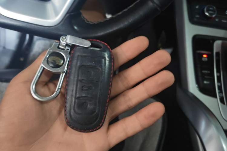 Used Geely Auto Emgrand X7 Sport 2016 1.8TD Automatic Smart Model Vehicle Key