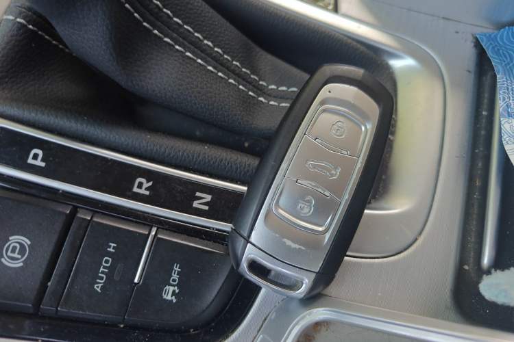 Used Geely Auto Emgrand X7 Sport 2016 1.8TD Automatic Smart Model Vehicle Key