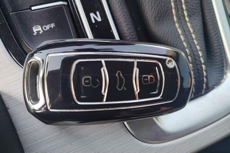 Used Geely Auto Emgrand X7 Sport 2016 1.8TD Automatic Smart Model Vehicle Key