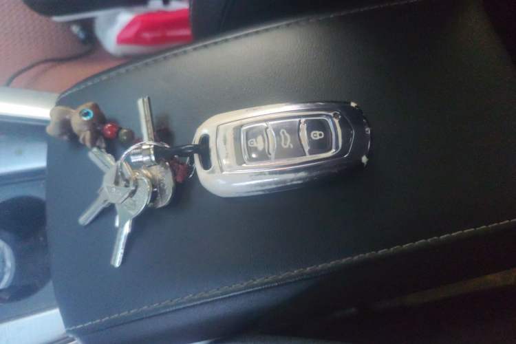 Used Geely Auto Emgrand X7 Sport 2016 1.8TD Automatic Smart Model Vehicle Key
