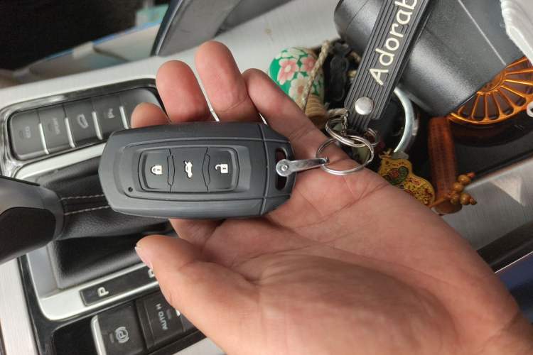 Used Geely Auto Emgrand X7 Sport 2016 1.8TD Automatic Smart Model Vehicle Key