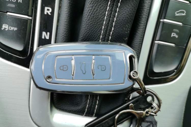 Used Geely Auto Emgrand X7 Sport 2016 1.8TD Automatic Smart Model Vehicle Key