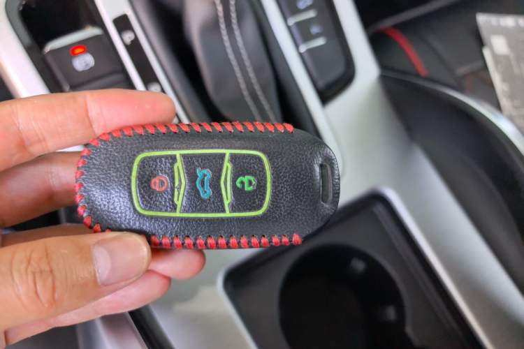 Used Geely Auto Emgrand X7 Sport 2016 1.8TD Automatic Smart Model Vehicle Key