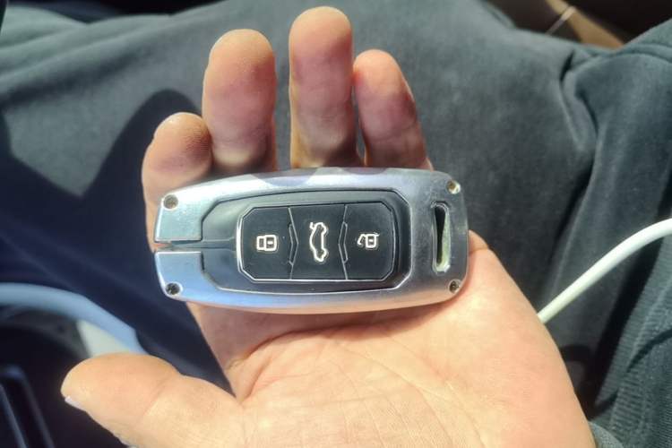 Used Geely Auto Emgrand X7 Sport 2016 1.8TD Automatic ZhiZun Version Vehicle Key